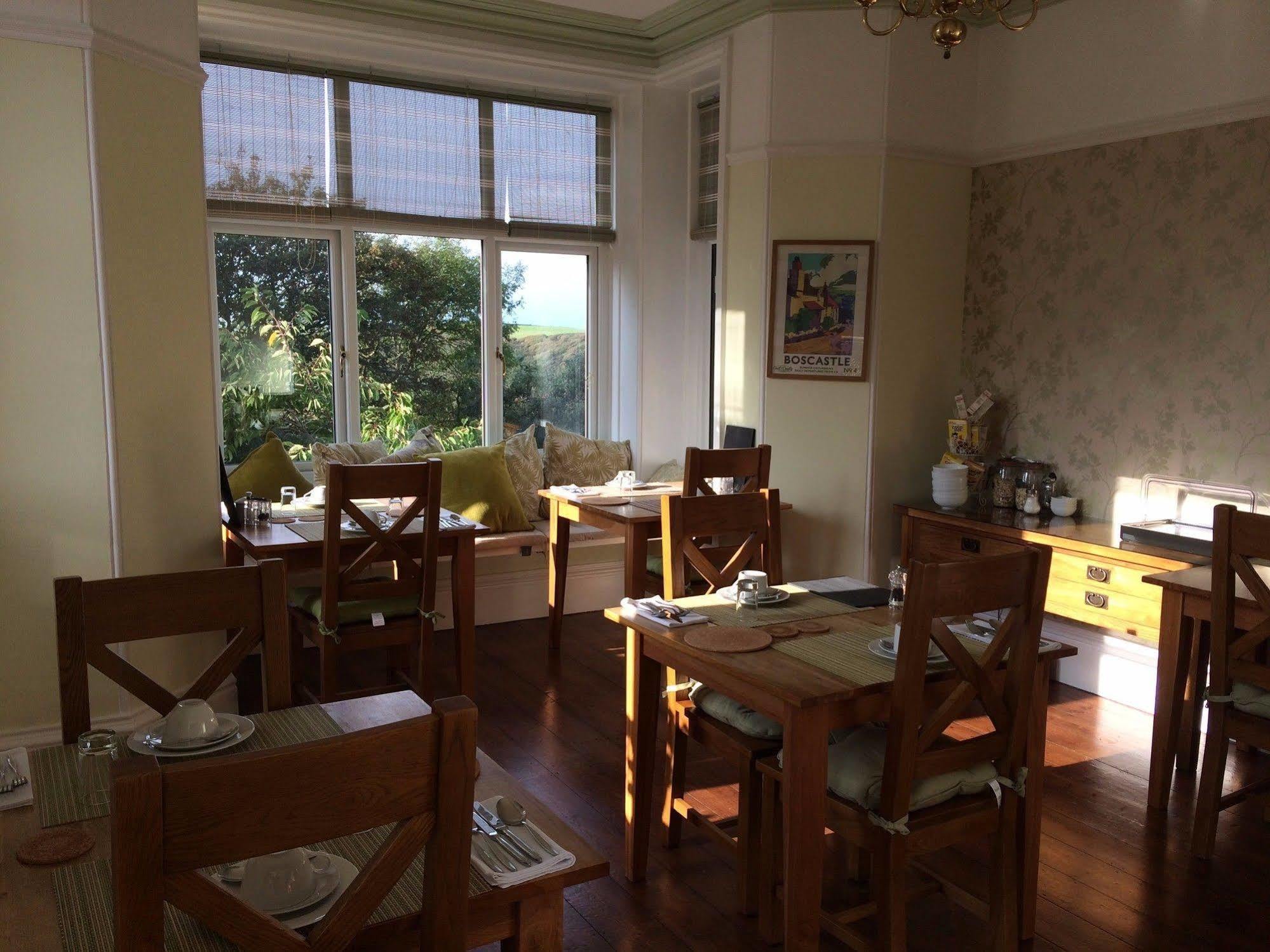 Boscastle House Bed & Breakfast ภายนอก รูปภาพ
